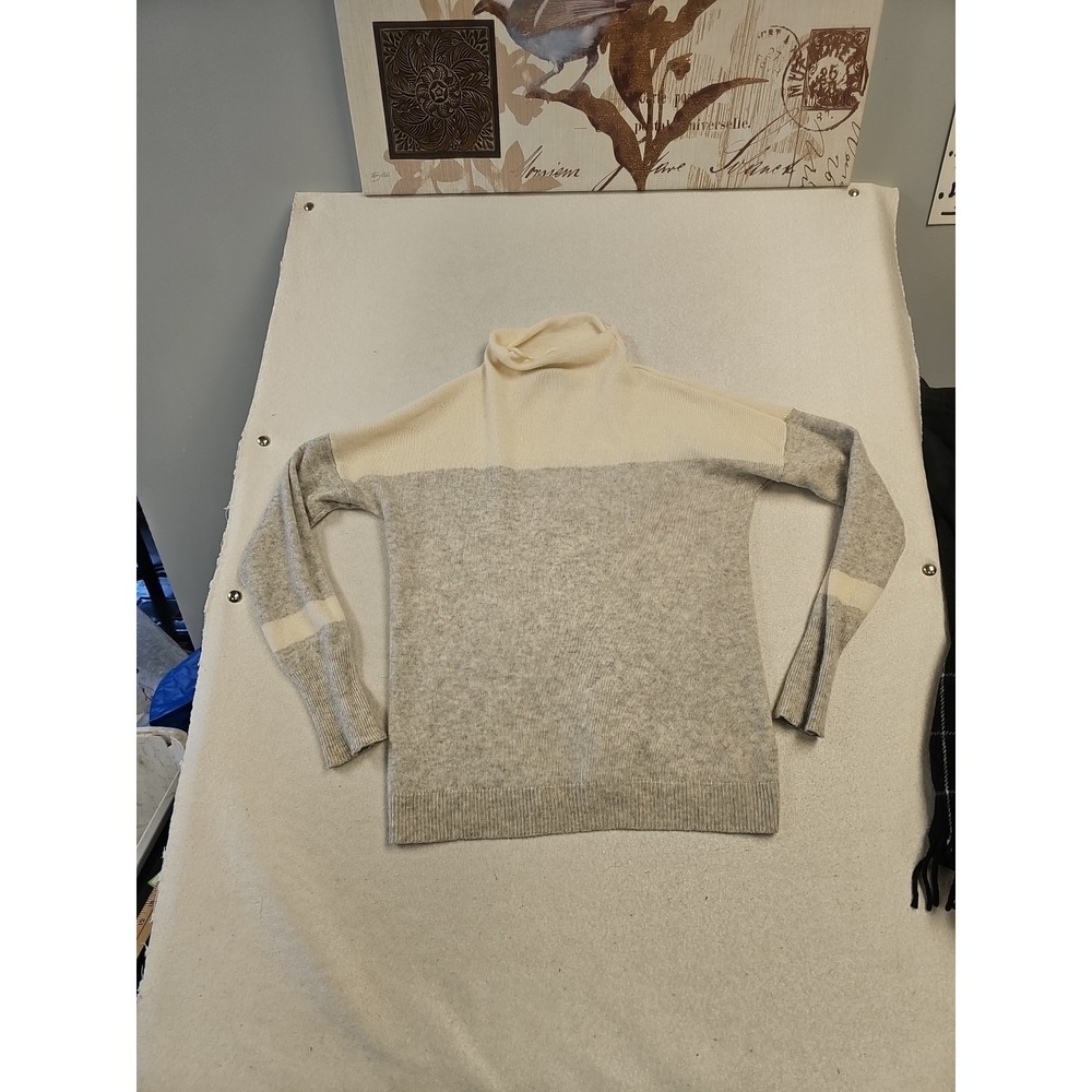 Tahari Pure Luxe Cashmere Rollneck Sweater Womens Large Beige Cream Colorblock